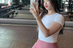 深圳微胖写真风格,展现都市女性的独特魅力与自信风采